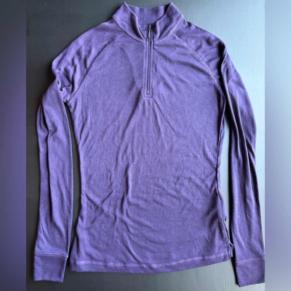 Mountain Wearhouse long sleeve 1/4 zipper, size 6. In great condition
